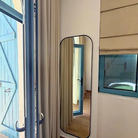 Santorini Village Deluxe *